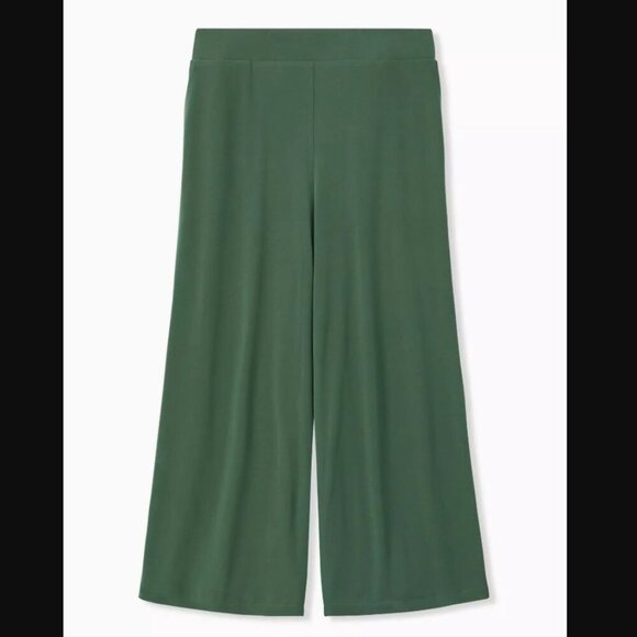 Torrid Crop Pull-On Wide Leg Studio Knit Mid-Rise Pant - Picture 1 of 6